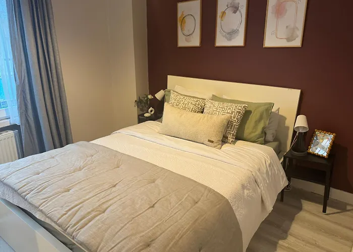 Stylish 3 Min To Metro Apartamento *