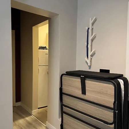 Appartamento Stylish 3 Min To Metro